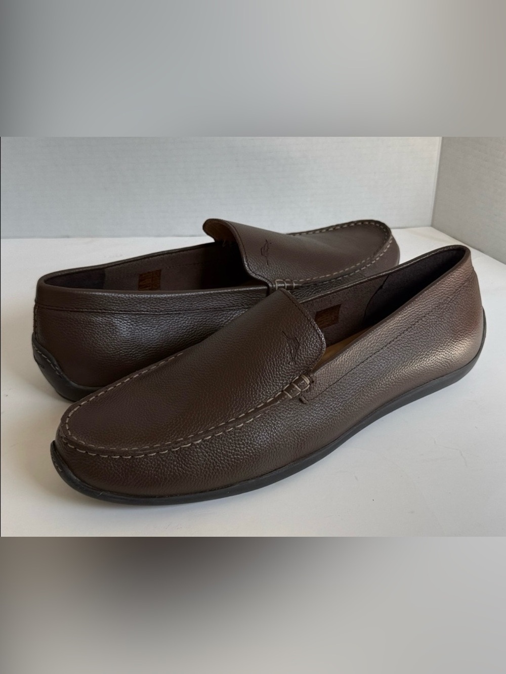 Tommy Bahama Brown Pebbled Leather Slip-On Loafers Men’s Size 14